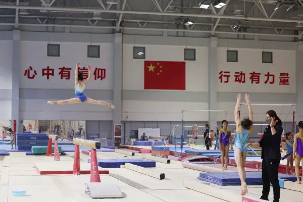 儿童篮球初学者如何培养高效能训练习惯?_0